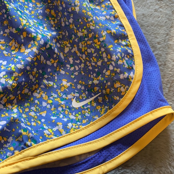 NWOT Nike Shorts - Picture 4 of 4